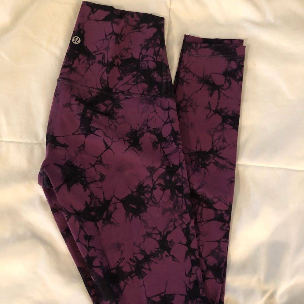 Lululemon Wunder Under leggings 28” Luxtreme